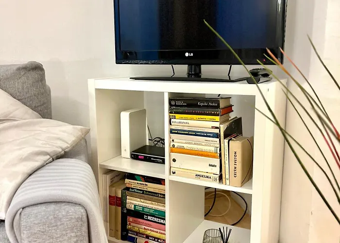 Simona - Old Town Apartment *